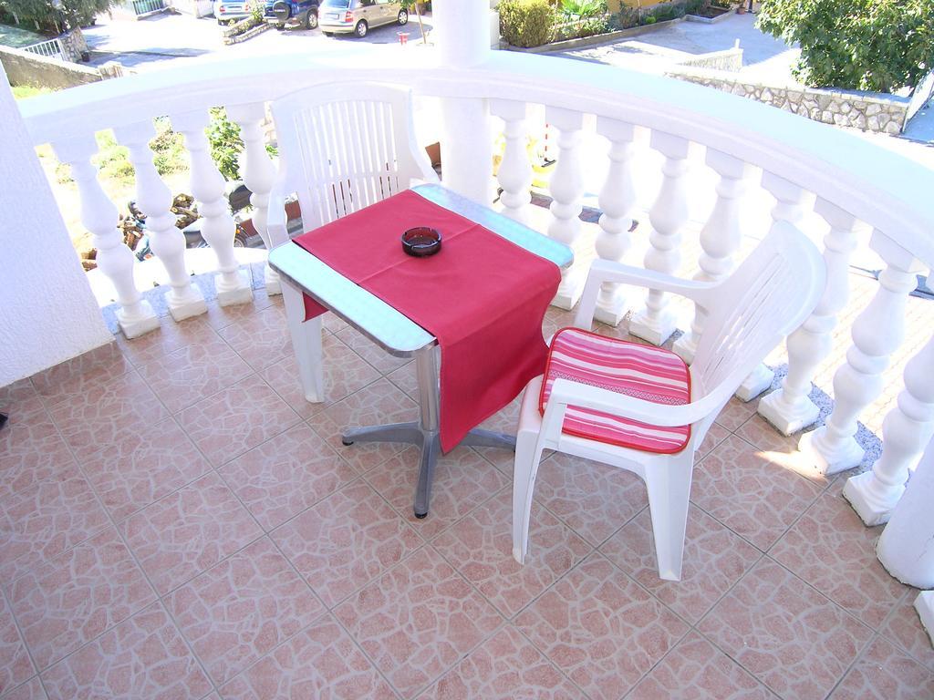 Apartments Kristina Krk Town Εξωτερικό φωτογραφία