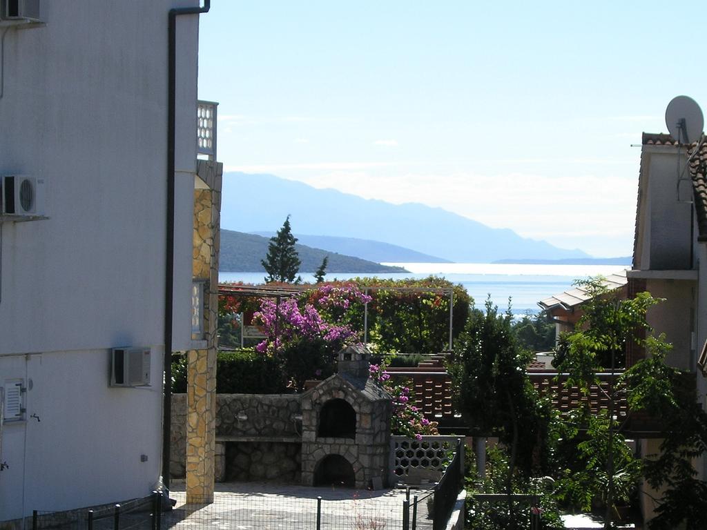 Apartments Kristina Krk Town Εξωτερικό φωτογραφία