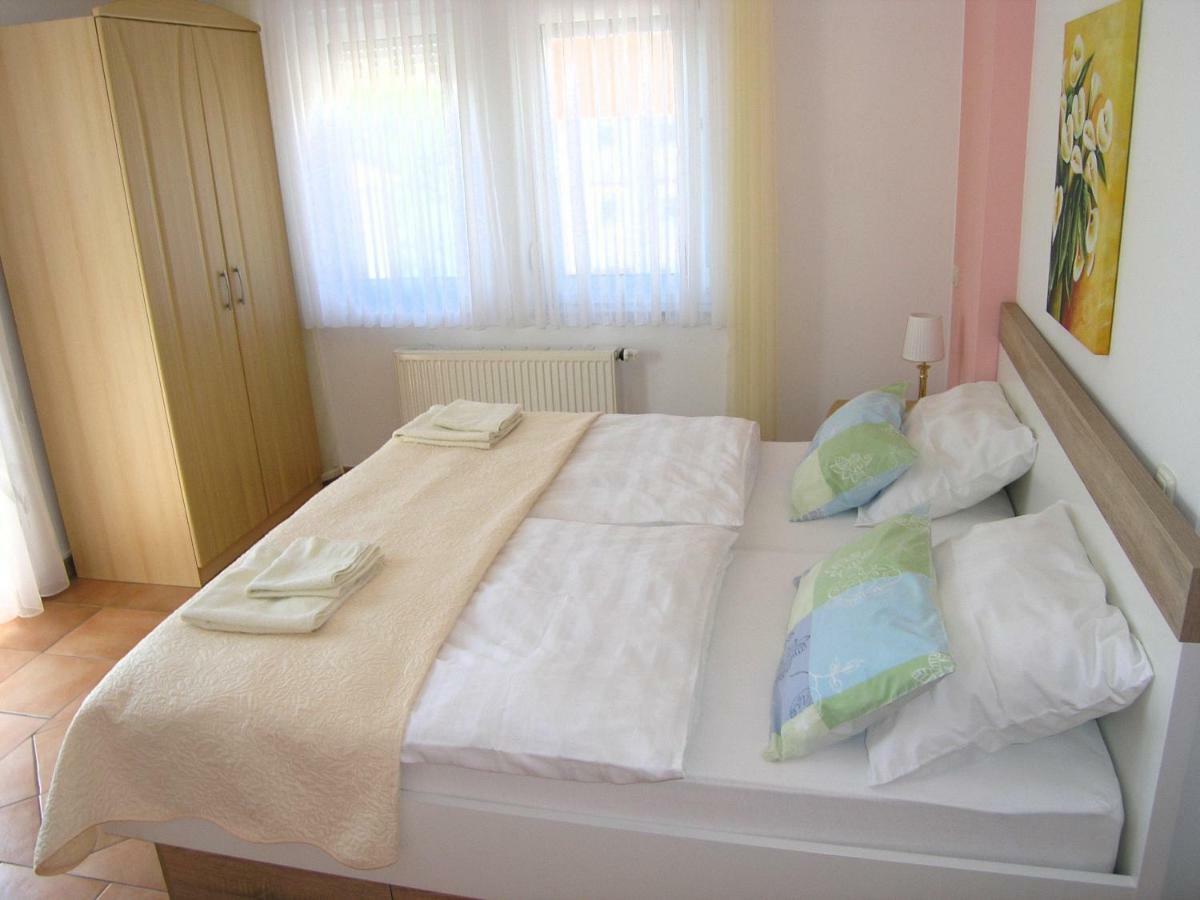 Apartments Kristina Krk Town Εξωτερικό φωτογραφία
