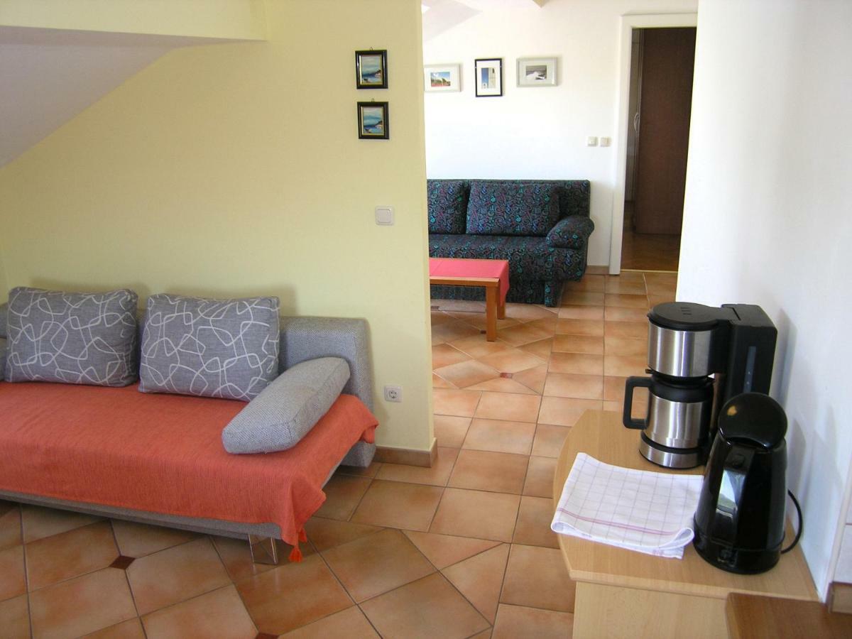 Apartments Kristina Krk Town Εξωτερικό φωτογραφία